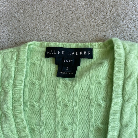 Ralph Lauren Black Label cashmere 100% Cable V-neck green sweater, small - Picture 3 of 7